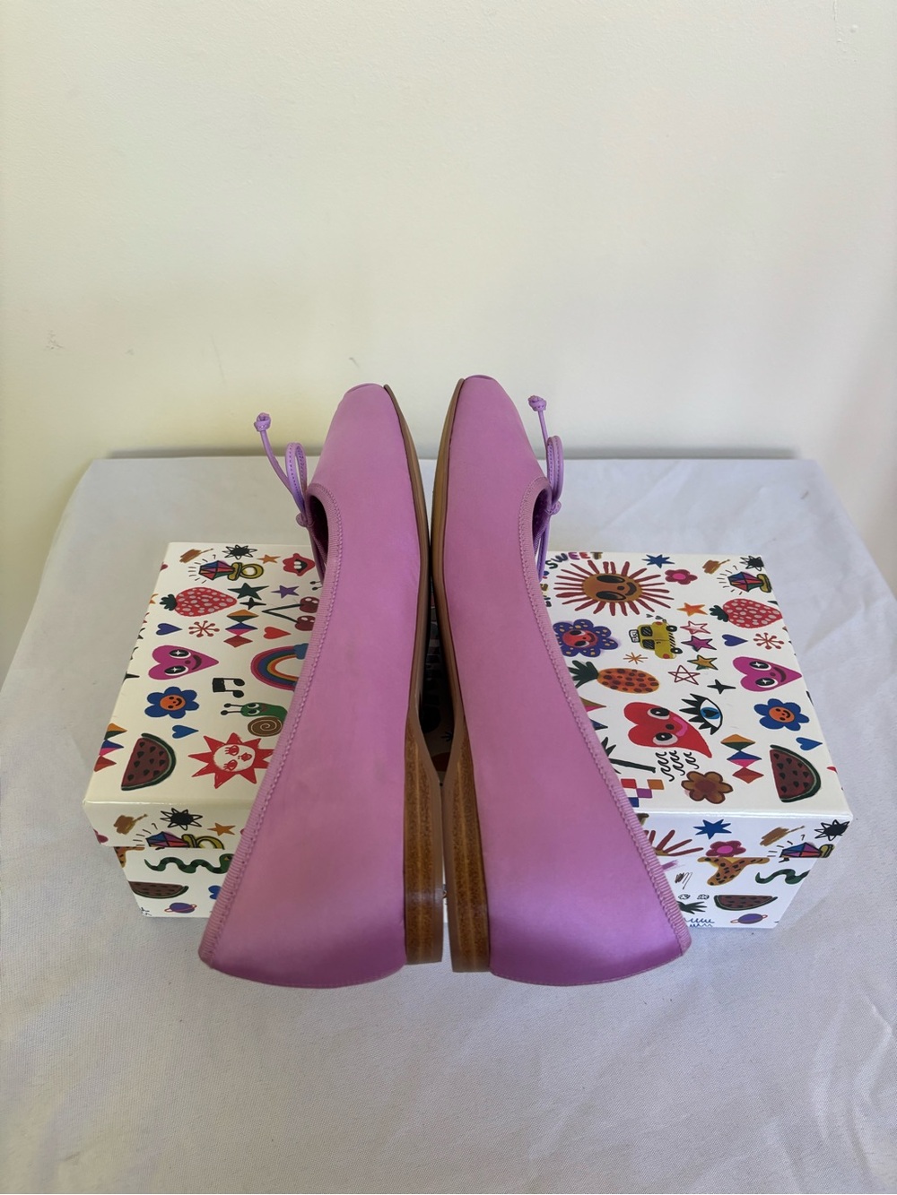 Jeffery Campbell Lilac Purple Satin Ballet Flats Sz 9 Womens New with box - Picture 4 of 6